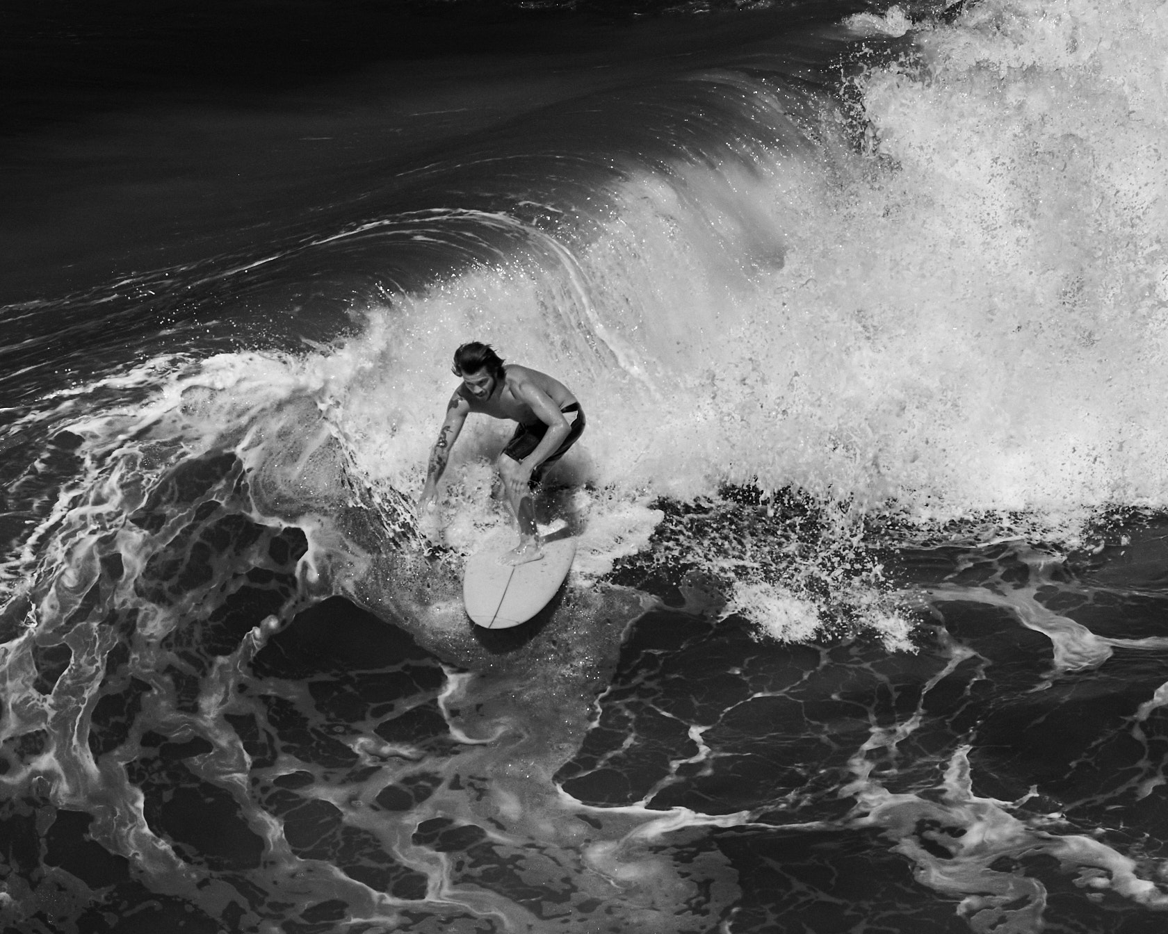 Surfer + wave